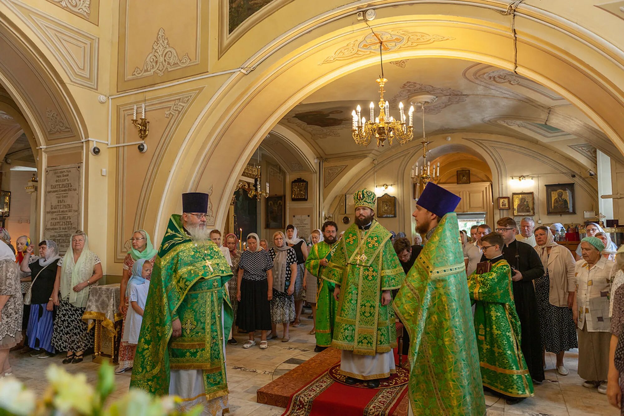 Коломенский благочиннический округ храм. Служба в церкви королев. Иоанн бузулукский священний богородицерожд церкви королев. Служба в церкви королев. Служба в церкви королев.