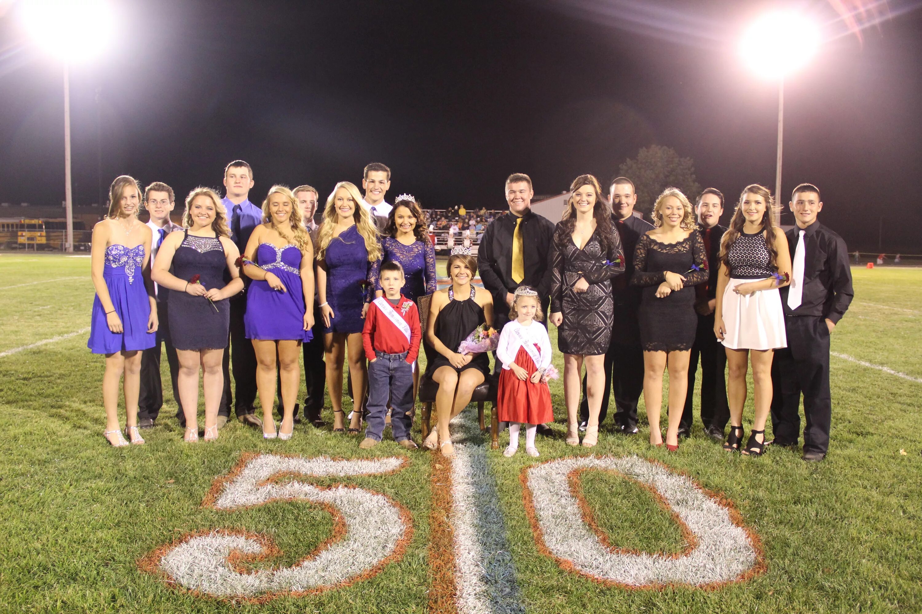 School queen. High school homecoming. Академия королева 4. High school queen. Wheeling park high school.