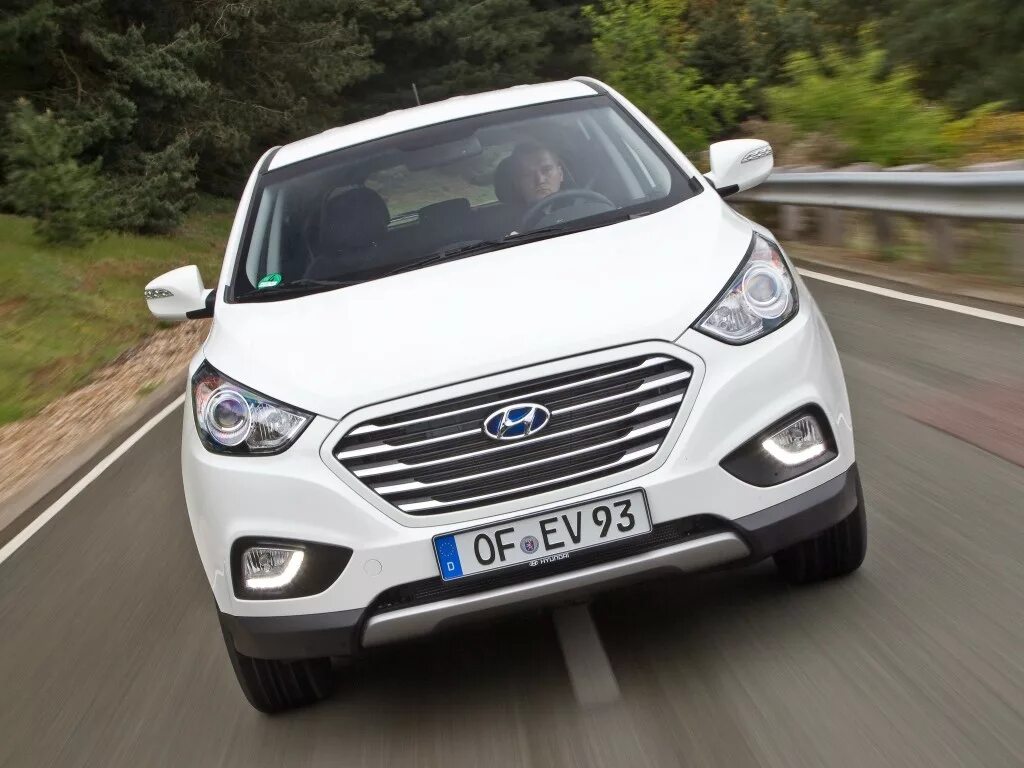 Hyundai ix35. Hyundai ix35 FCEV. Hyundai ix35 2012 года. Хендай ай Икс 35.