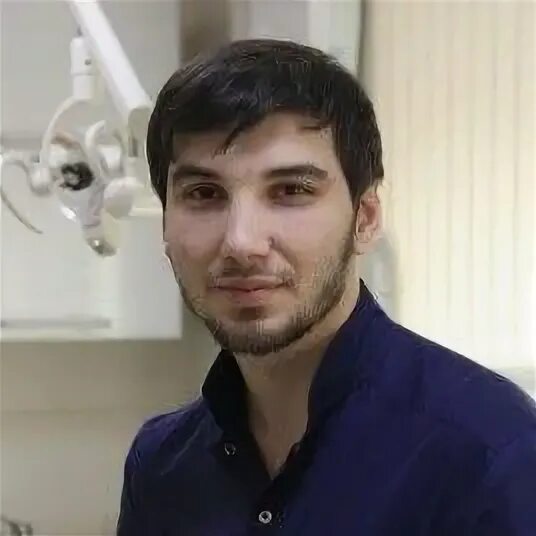 Врач бугаев. Бугаев врач. стомцентр зм махачкала.