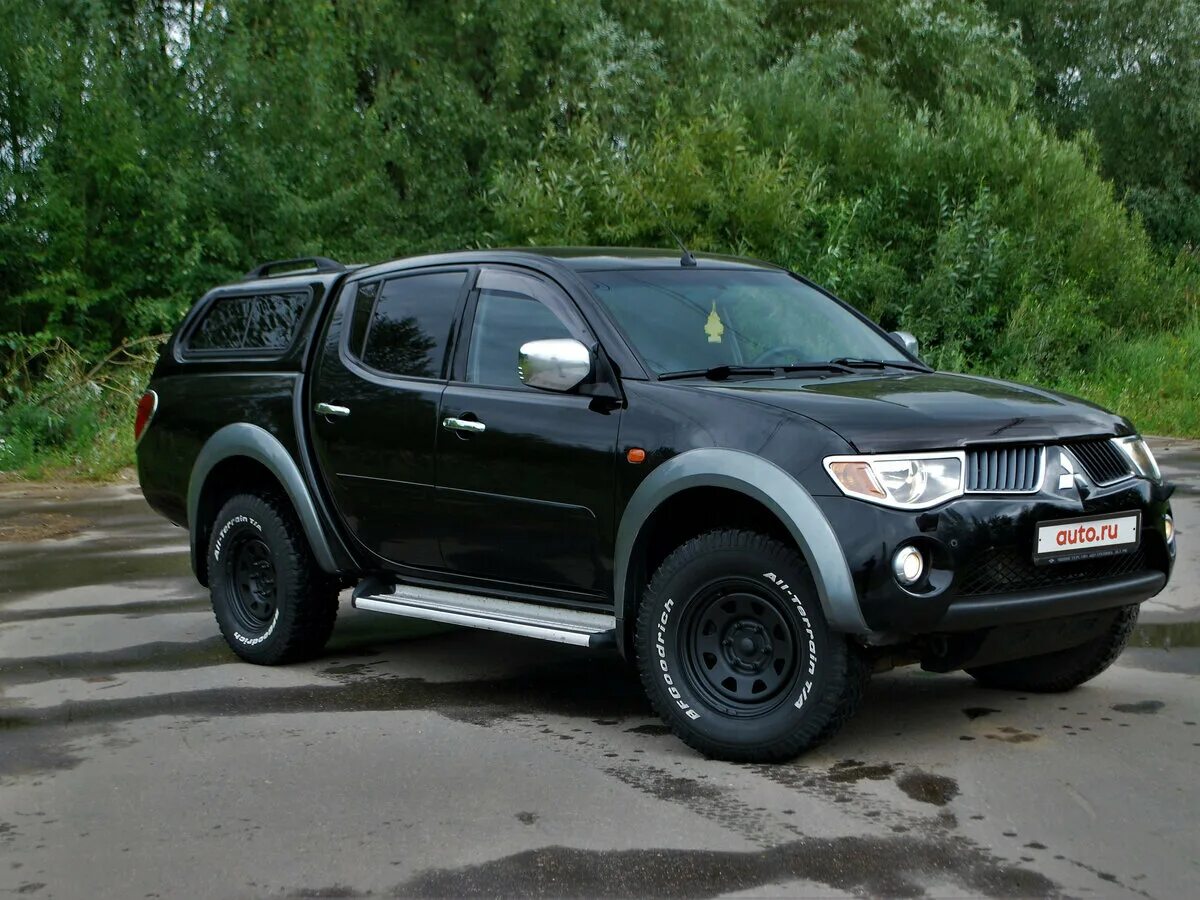 Mitsubishi l200 2014. Митсубиси l200 черный. Митсубиси л200 200. Митсубиси л200 черный. Мицубиси l200 2007.