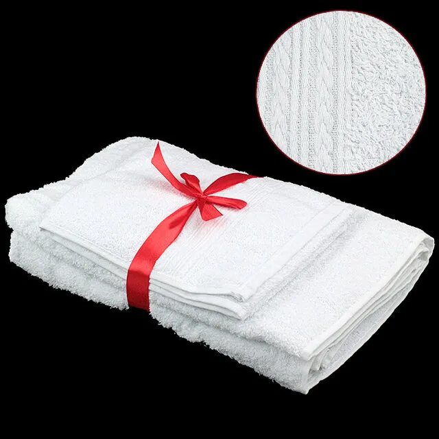 Подарочные полотенца набор купить. Махровые полотенца в подарочной упаковке. Упаковка для полотенец. Белое махровое полотенце в подарочной упаковке. Упаковка полотенца в подарок.
