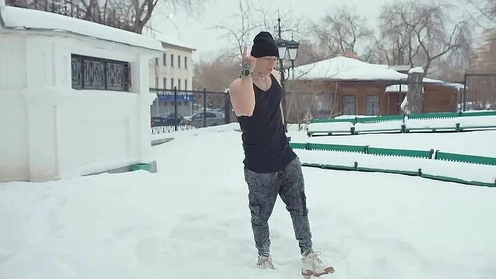 Niletto куртка. Нилетто на улице. нилето куртка на двоих. нилетто зимой.