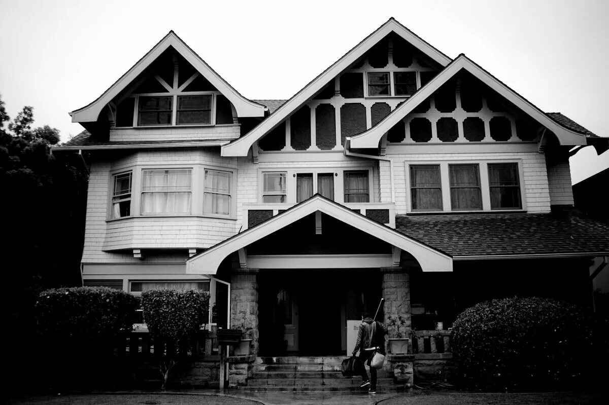 Линдсэй сейм астрал 2. Астрал дом. Астрал дом. Астрал дом. Астрал дом.