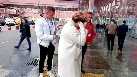 Стою на курском вокзале