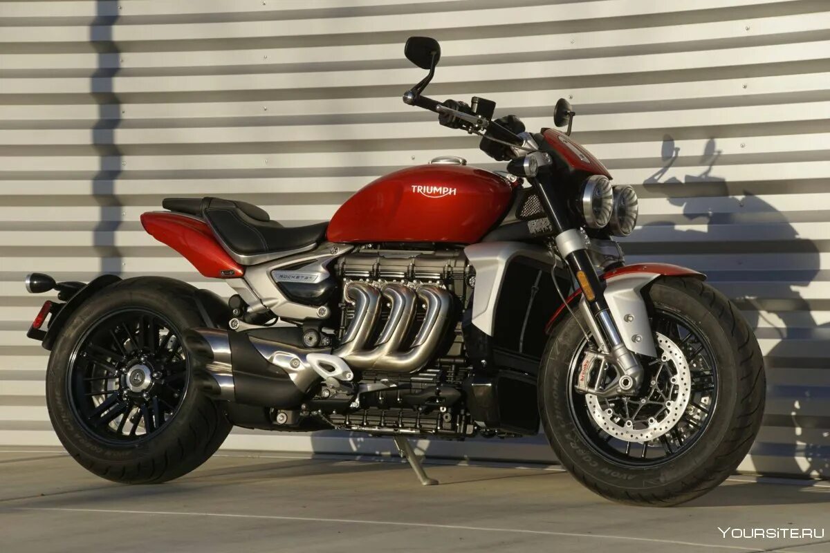 Триумф три. Triumph rocket 3. триумф рокет 3 2025. triumph rocket 3r black. triumph rocket 3 tfc 2025.