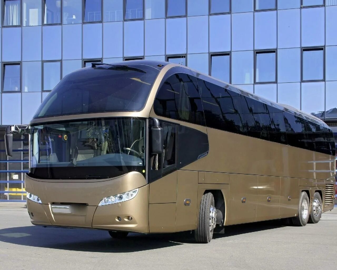 Ice bus