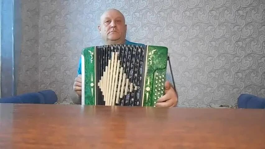 Иван плешивцев песни под гармонь. Валерий заведяев все песни. Валерий заведяев - говорят некрасивая. Гармонь заведяев. Гармонист из яшкино александр заведяев.