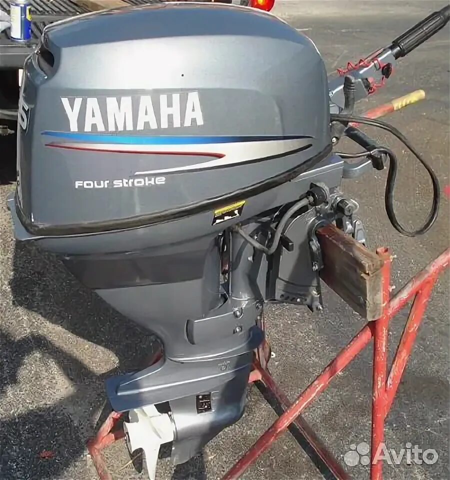 Yamaha f 25 4 такта. с 2-х тактный. ямаха 40 four stroke. ямаха 15 4 такта. ямаха 25 4х.