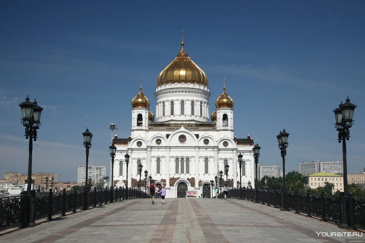 В каком городе находится храм христа. Храм Христа Спасителя. Кафедральный Соборный храм Христа Спасителя. Храм Христа Спасителя Архитектор. Архитектура 19 века храм Христа Спасителя.