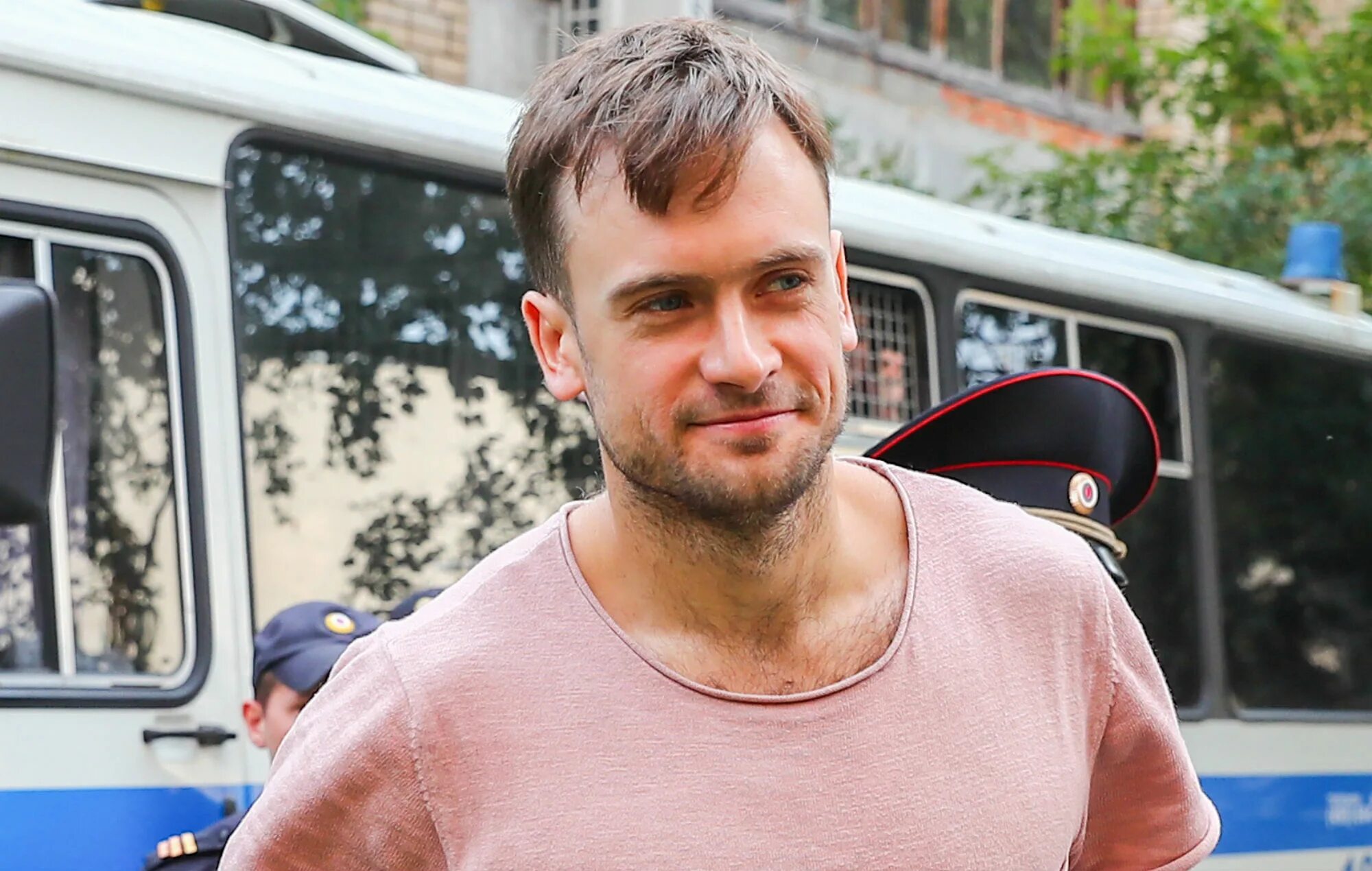 Верзилов, пётр юрьевич. Петр верзилов фото. Петр верзилов иноагент. Пётр верзилов российский художник. Верзилов, пётр юрьевич.