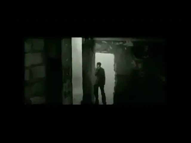 В глухую полночь манит