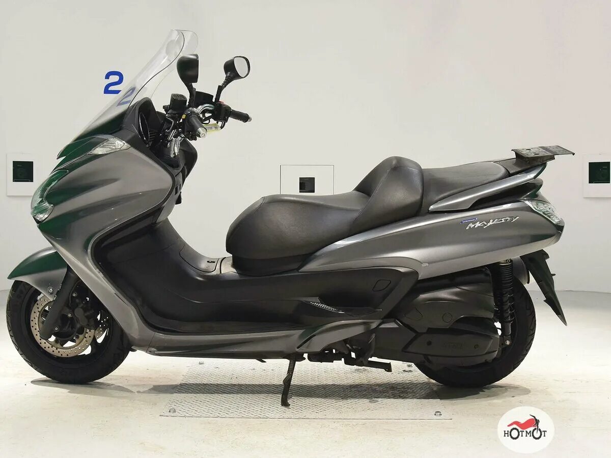 Ямаха маджести 400 купить. Yamaha Majesty 400. Yamaha Majesty 400 2009 года. Yamaha Majesty 400 s. Ямаха Маджести 400 2022.