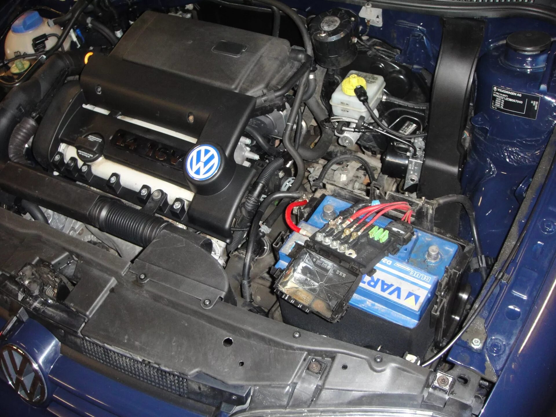 4 2012. 6. 4 акб. 4 , аккумулятор. Акб гольф 6 1.