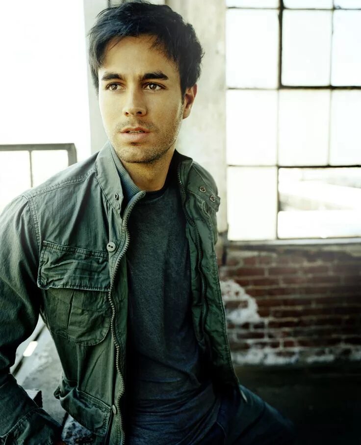 Pin van Mario Alejandro op enrique iglesias Knappe man, Idool, Artiesten
