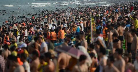 Relaxed crowded