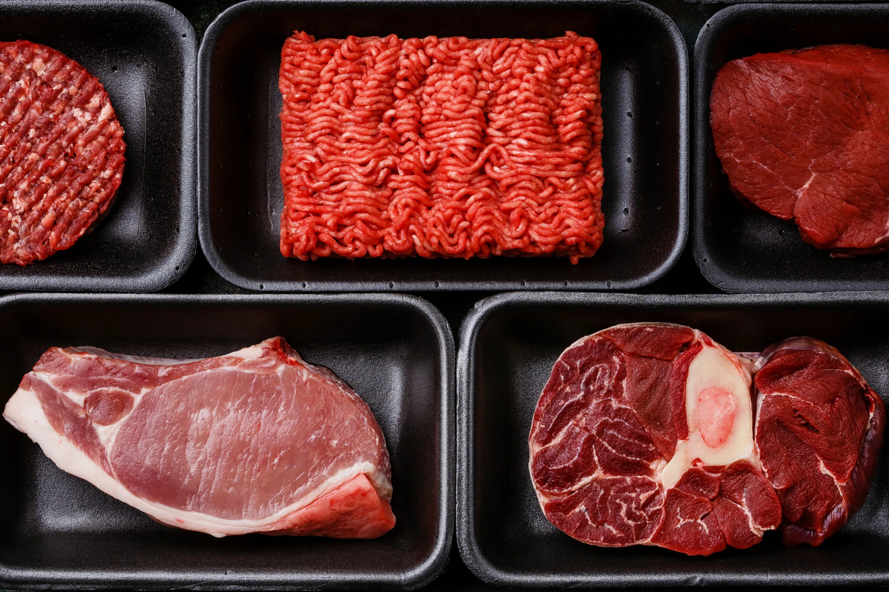 Красное мясо животных. Красная говядина. Красное мясо фото.