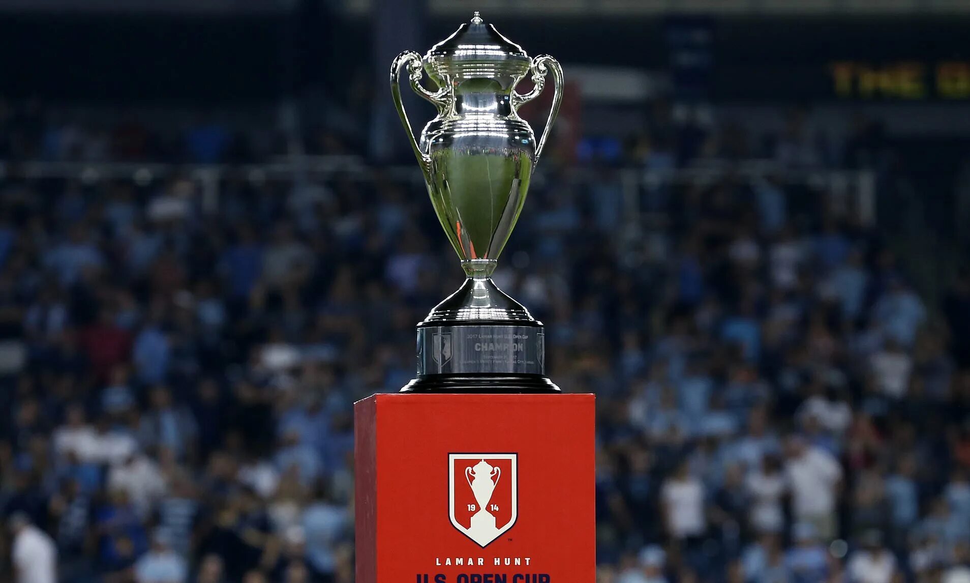 Футбол юса региональный кубок. Us open Кубок. MLS U. S. open Cup Кубок. MLS Cup 2022. Трофей MLS.