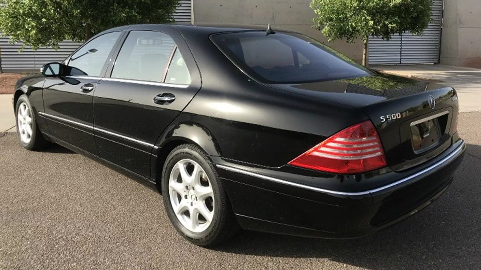 Мерседес 220 2003. Мерседес s500 2003. Mercedes-benz s-class 2003 год. Мерседес с 500 2003. Мерседес s500 2003.