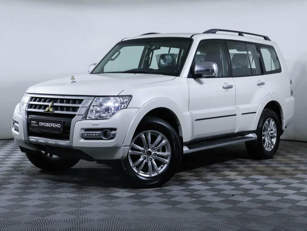 Mitsubishi pajero 2019. Митсубиси Паджеро 2019. Митсубиси Паджеро 4 новый. Митсубиси Паджеро 2021. Мицубиси Паджеро 2021 новый.