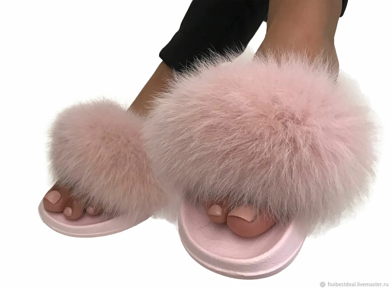 Тапки с мехом. Пушистые тапочки. Тапки с мехом. Шлепки с мехом. Шлёпки женские с мехом.