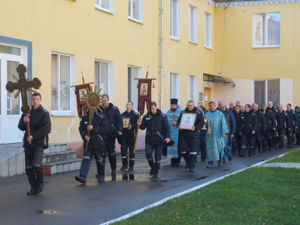 Сураж городской парк. Новости суража брянской области. Погода сураж. Военная часть в сураже. Администрация суражского района брянской.