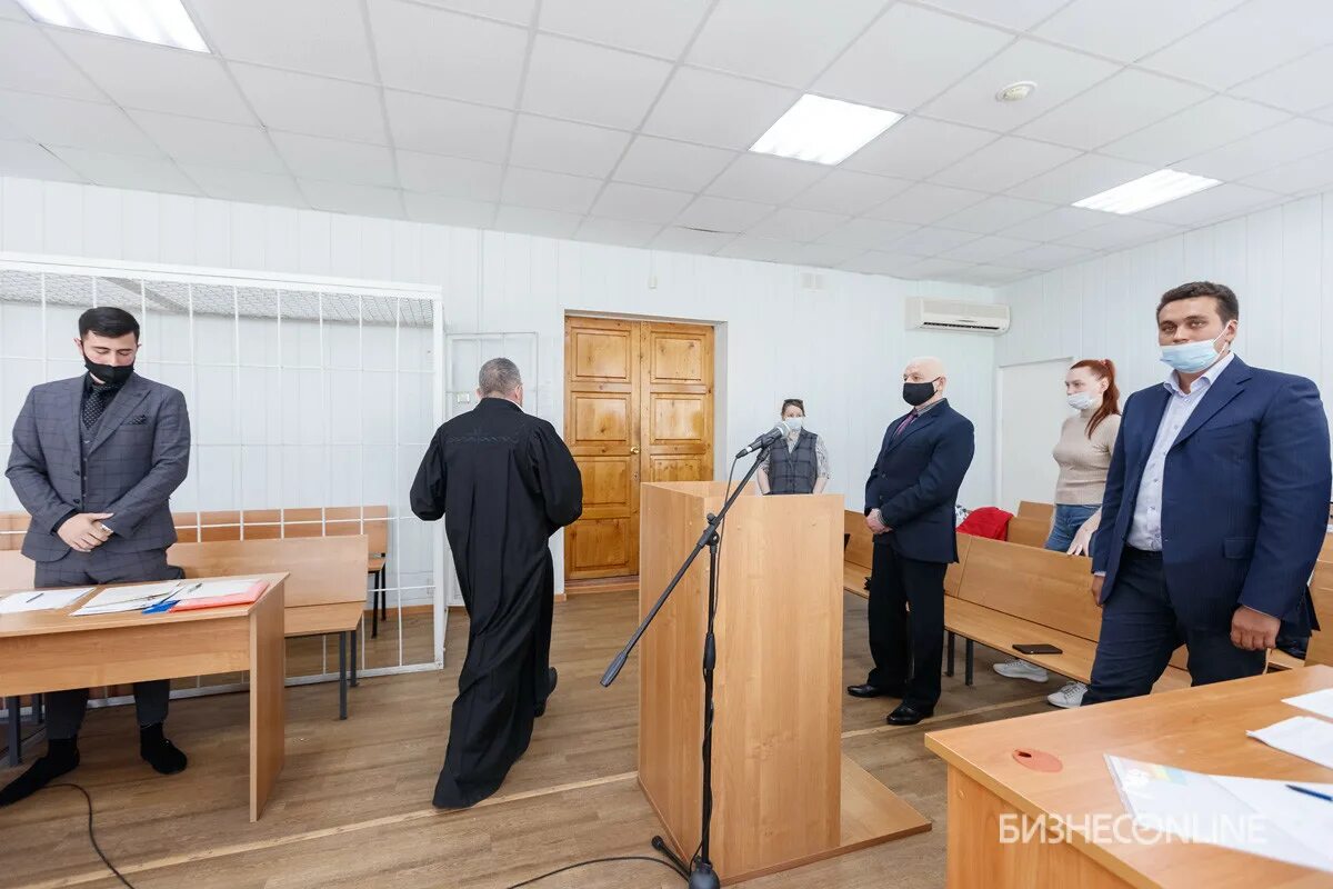 Пилот суды. Жавдат сулейманов пилот хайруллина. хайруллин судья ульяновск.