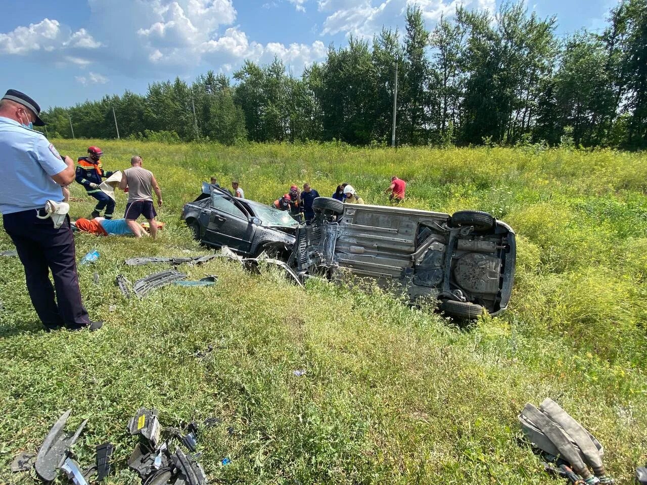 Авария на трассе Саратов Волгоград. ДТП трасса Саратов Волгоград. ДТП на трассе Саратов Волгоград. Авария на трассе Сызрань Саратов.