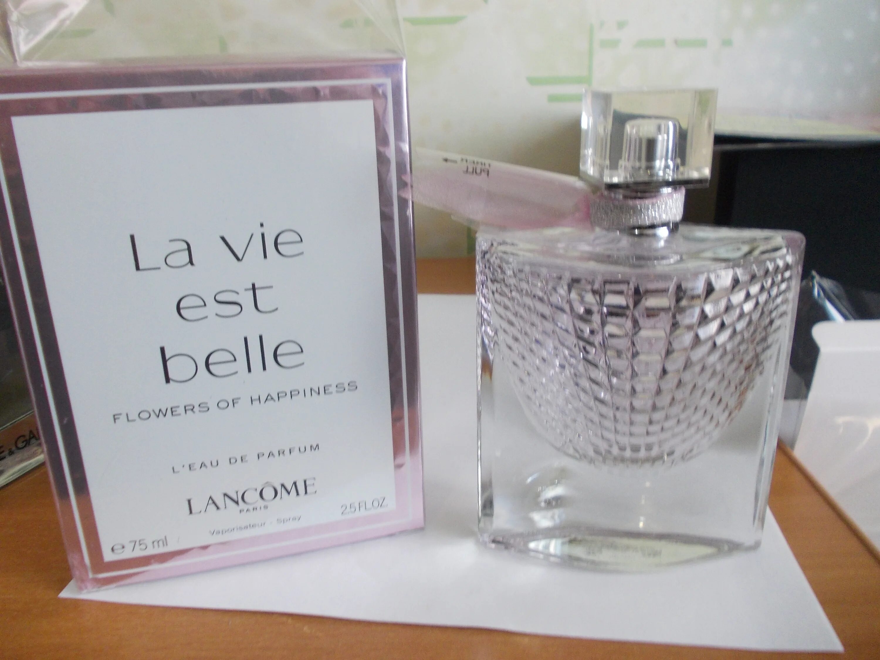 La vie est rose. Lancome la vie est Belle Flowers of Happiness. Парфюмерная вода Lancome la vie est Belle Flowers of Happiness. Lancome la vie est Belle Flowers of Happiness 75 ml. Ланком Парфюм Flower of Happiness.