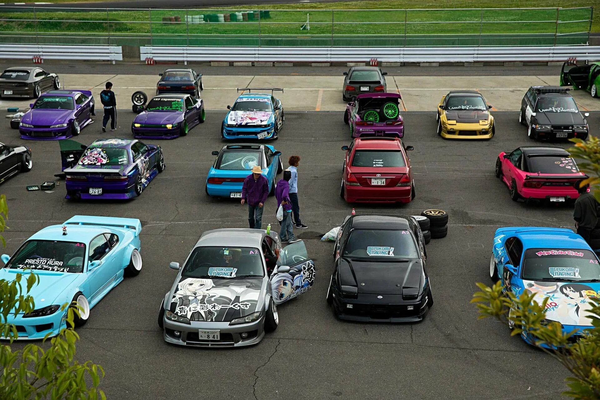 Где авто в японии. Токио jdm сходки. jdm сходки 90 япония. jdm сходка в японии. toyota jdm сходка.