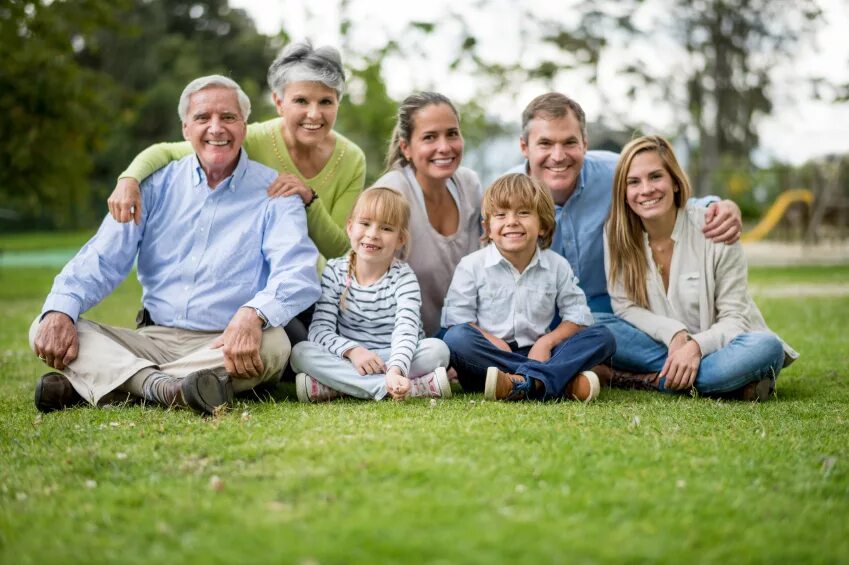 В одной семье живет несколько. Семья три поколения. Семья несколько поколений. Разные поколения. Большая семья.