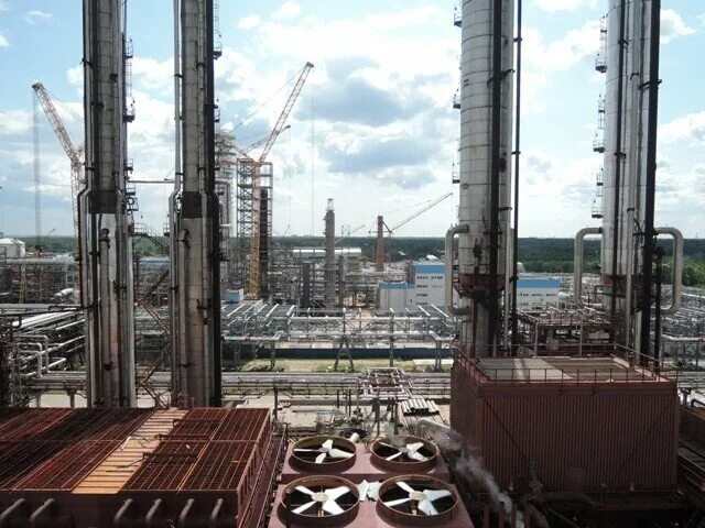 Здание агрегат. Акрон химический завод. Здание агрегат. Химический завод акрон великий новгород. Завод акрон в в.