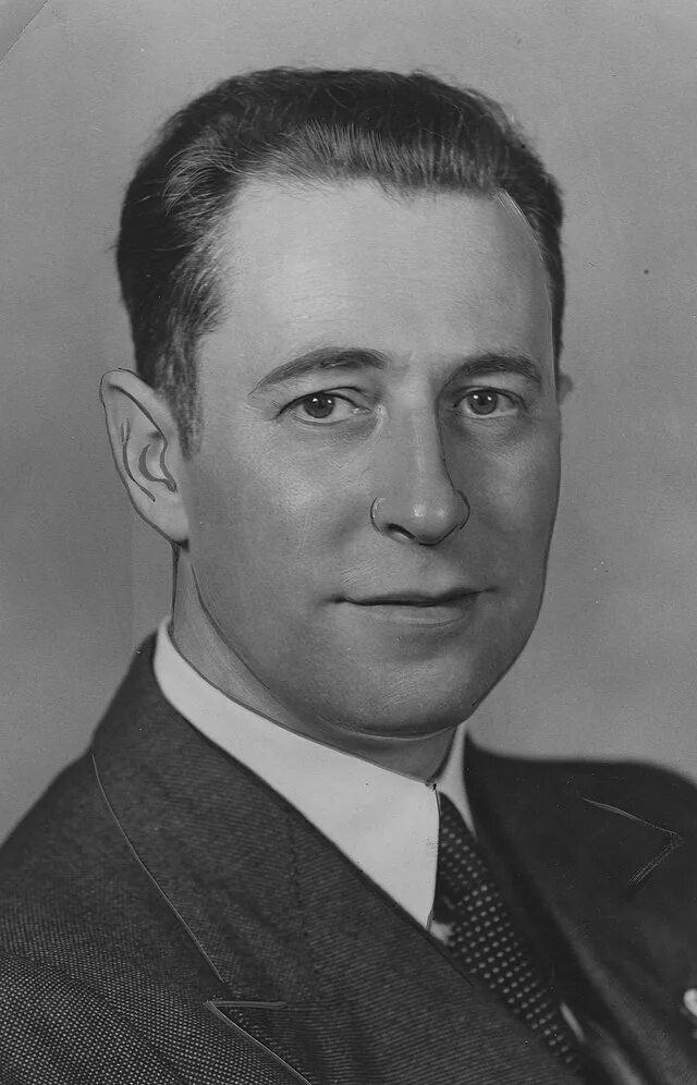 Ханс альбрехт бете. Mr darling hans conried. Ханс георг демельт. Ханс холляйн. Ханс вестергорд.