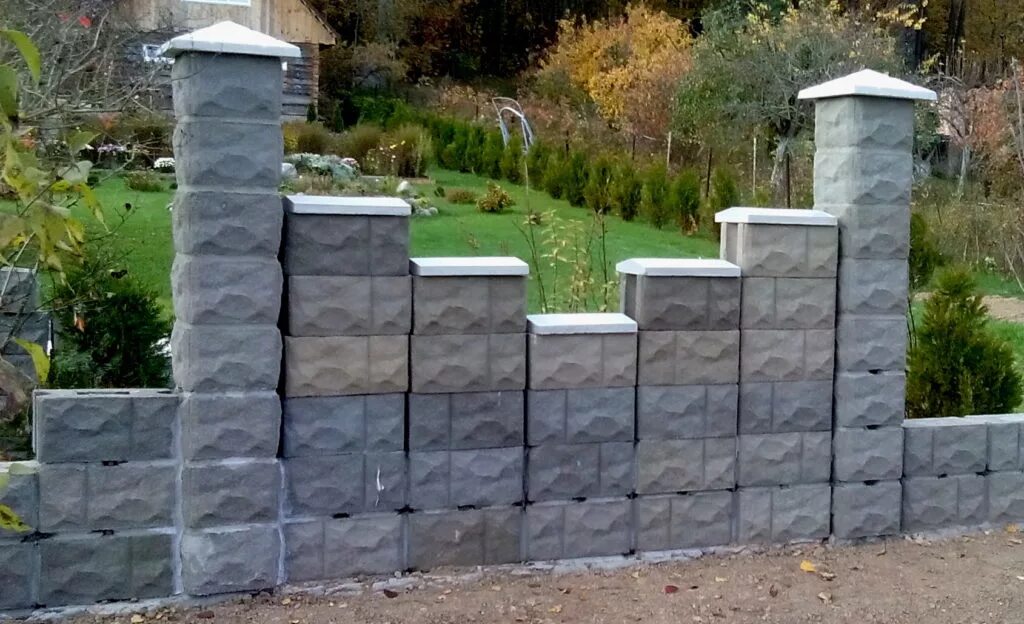 Элит стоун заборные блоки. Меликонполар колонный блок. Фасад бессер блок. Блок заборный 400 х 400. Бессер блоки забор.