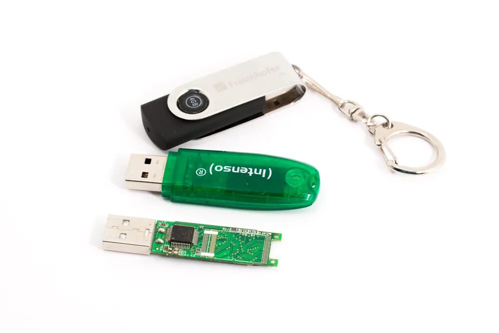 Usb flash drive tool. Ремонт usb флешки. usb flash drive 2000 года. usb flash drive recovery.