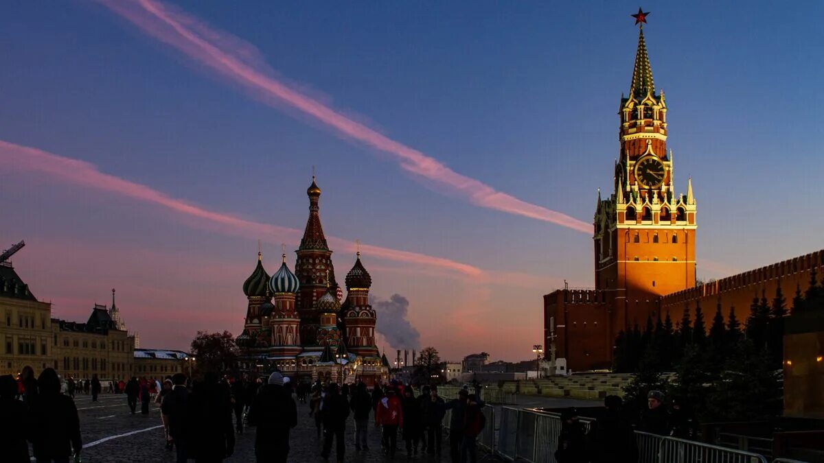 Москва FM 92.0 - "Московские истории": зверинец на Красной площади