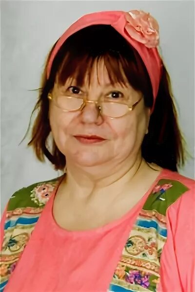 аксёнова портниха пугачевой. любовь аксенова портниха пугачевой. алла пугачева фото 2022. любовь аксенова. любовь аксенова швея.