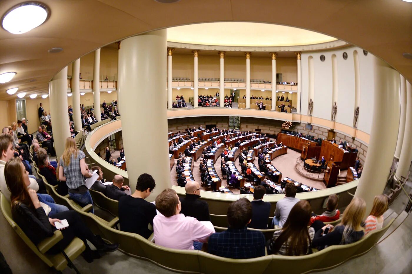 Голосование в хельсинки. Здание парламента (хельсинки). эдускунта в финляндии. здание парламента финляндии в хельсинки. парламент финляндии здание.