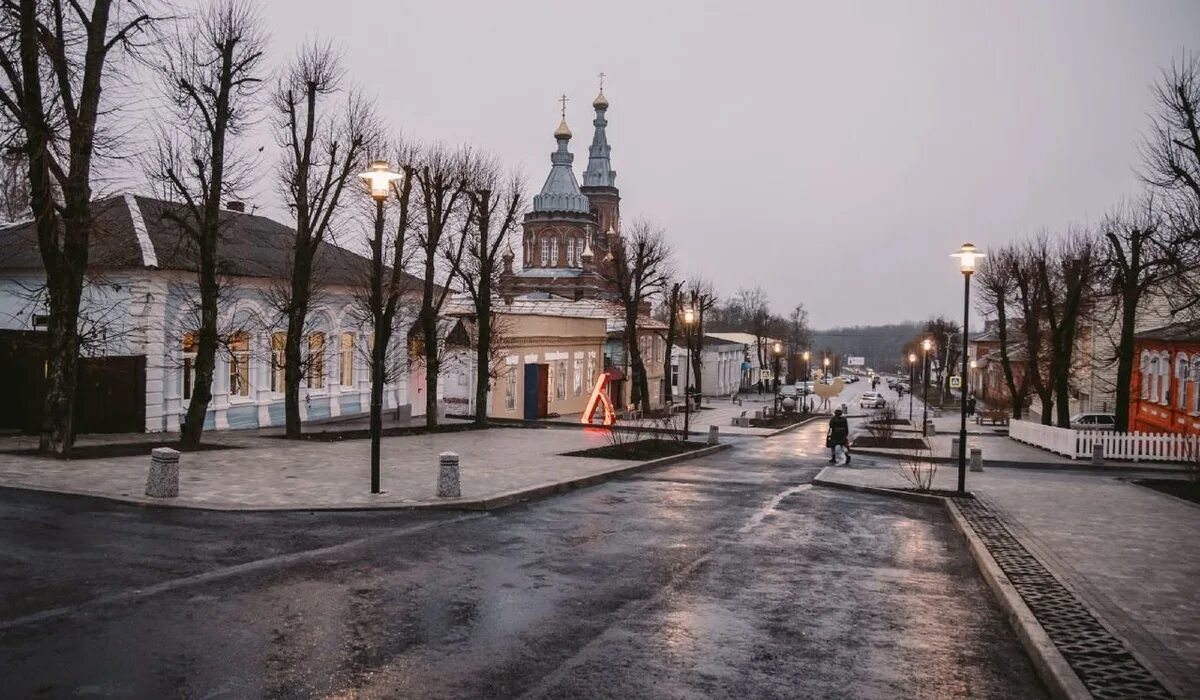 Погода на неделю рыльск курской. Льгов 2022. Льгов центр города. Льгов пешеходная улица. Город Льгов Курской области.