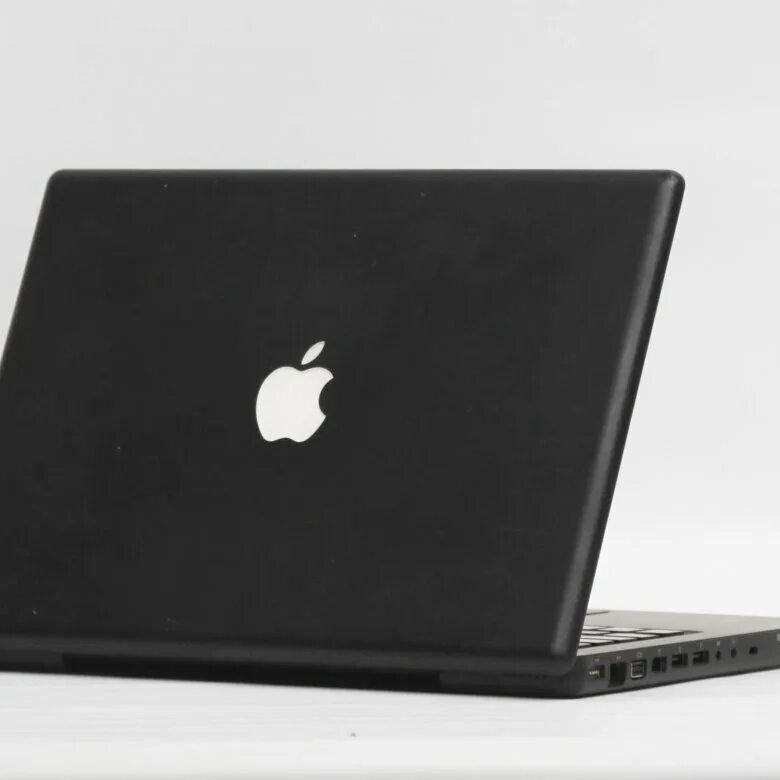 Черный макбук. Macbook 2008 black. черный макбук 2008. макбук 2010 черный. макбук про 13 черный.