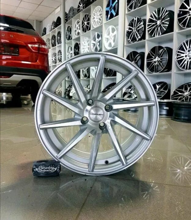 Диски вертушки 16 4/100. Диски vossen r17 cvt. Диски вертушки 16. Vossen cvt графит r17. 3 dws 561.