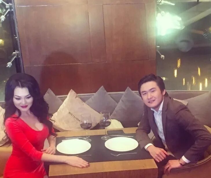 Ерке есмахан фотография. Торегал ерке есмахан. Торегал ерке есмахан. Торогелди туркбаев. Ерке есмахан биография.