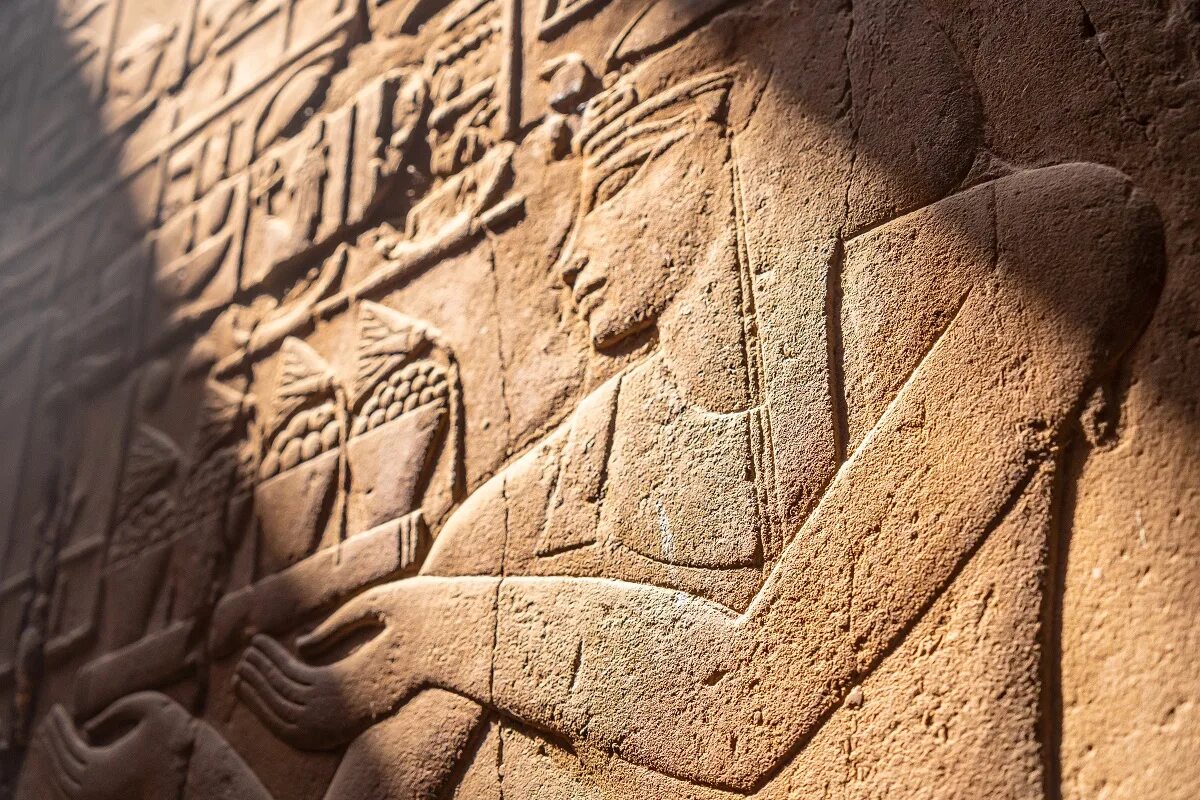 Какое событие произошло в древнем египте. Египетская стена. Асархаддон. Строительные материалы древнего Египта.