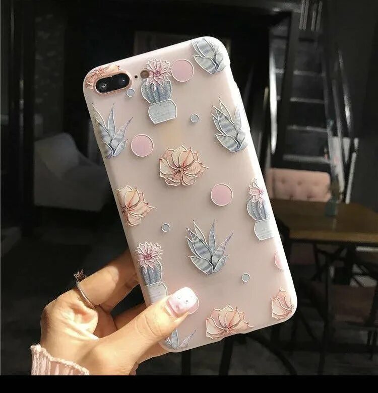 Крутой чехол на айфон 15. Iphone 15 mini. Крутой чехол на айфон 15 у знаменитости. Чехол с багз банни. Крутые чехлы.