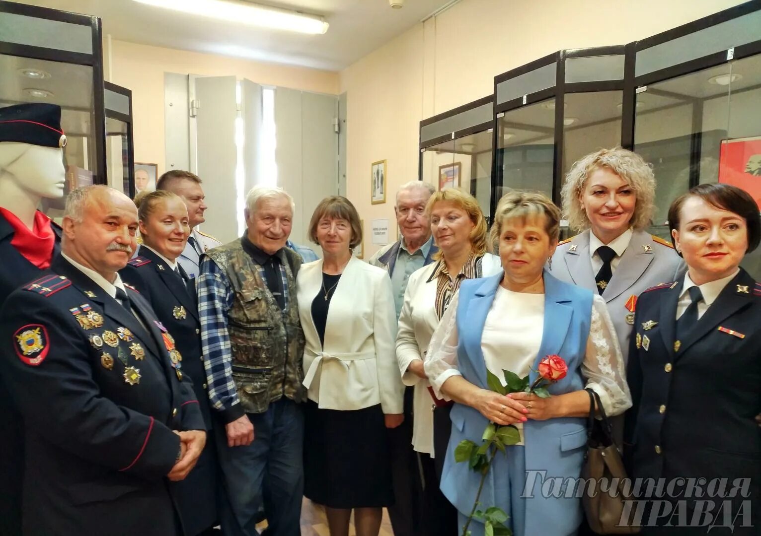 Мвд гатчинского района ленинградской. Начальник гибдд гатчинского района ленинградской области. Полиция. Шубина гатчина полиция. Гатчинская полиция.