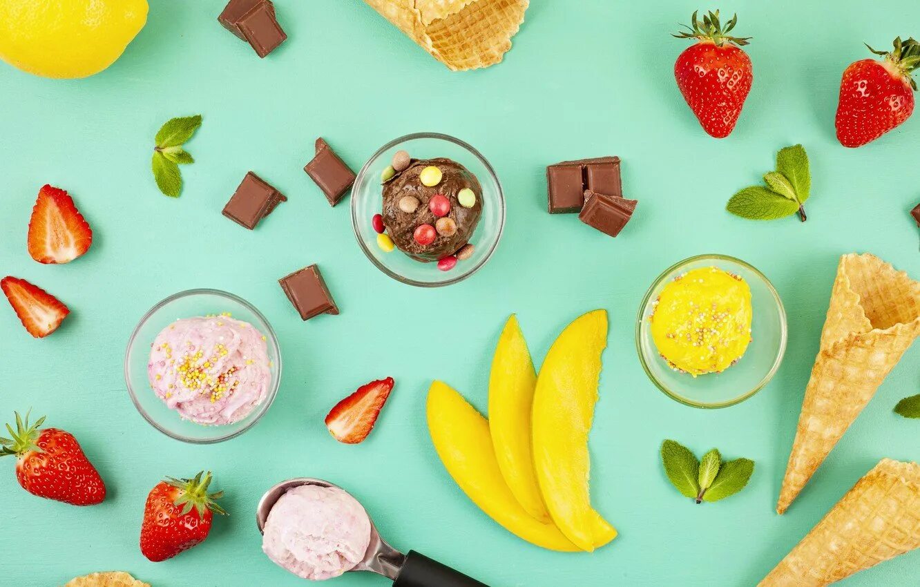 Стол с креслом вид сверху. Кресло вид сверху. Top view. Трава сверху. Top view.