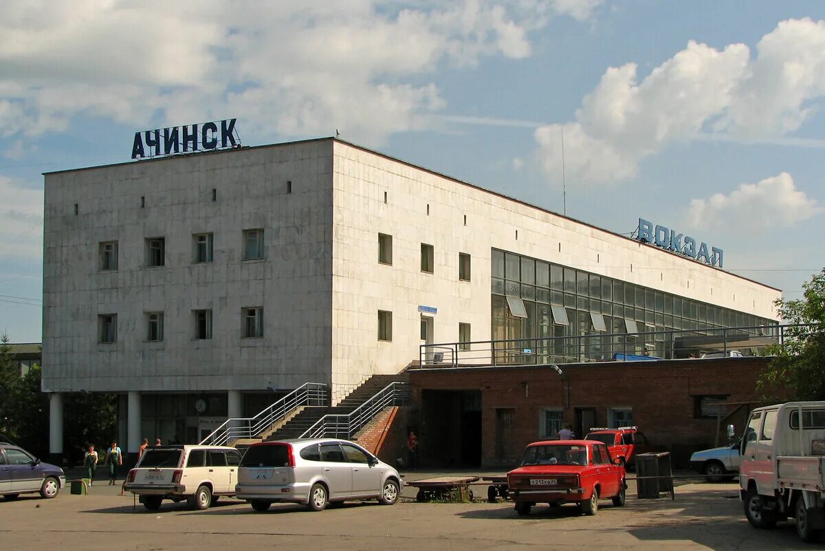 Гостиный двор ачинск сауна. Сауна в ачинске с бассейном гостиный двор. Ачинск красноярская 25. Ачинск красноярская 25. Царский дворик ачинск сауна.