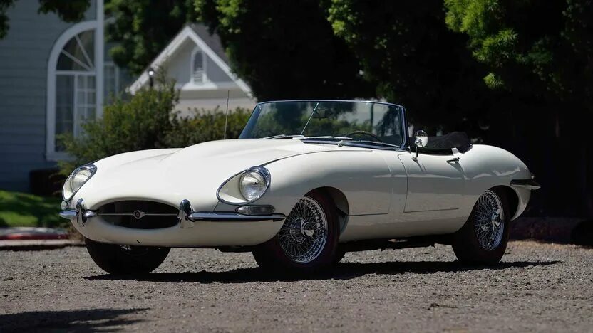 Jaguar e-type v12. Yaguar e type 1962 roadster. Yaguar e type 1963. Jaguar e type 1970. Ягуар e type 1961.