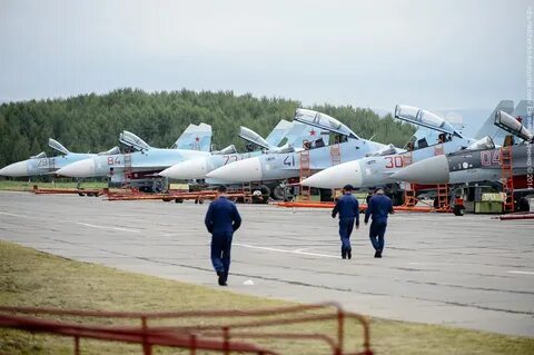 Базироваться