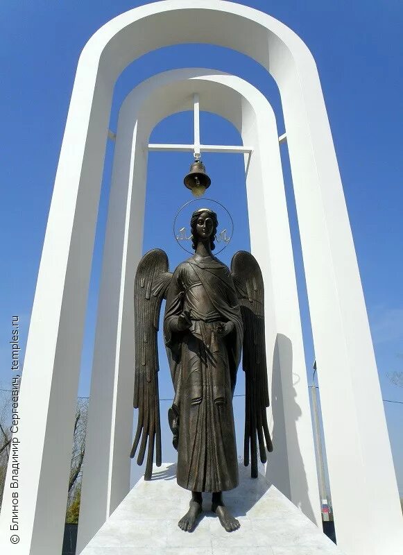 ангел омск. памятник чернобыльцам в омске. центр детской неврологии ангел омск. памятник чернобыльский ангел омск. центр ангел омск.